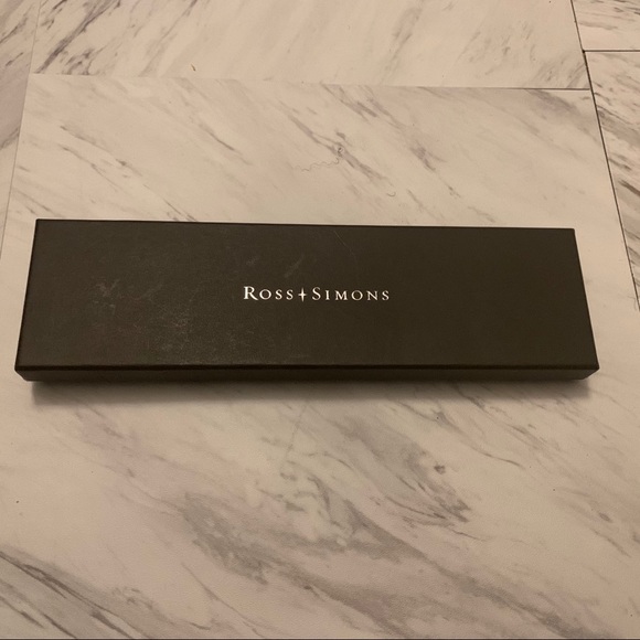 Ross Simons Diamond 2.25 ct  tennis bracelet - Picture 1 of 3